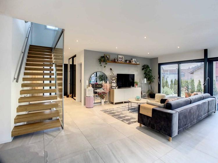 Villa contemporaine de 6.5 pièces dans les hauteurs de Neuchâtel