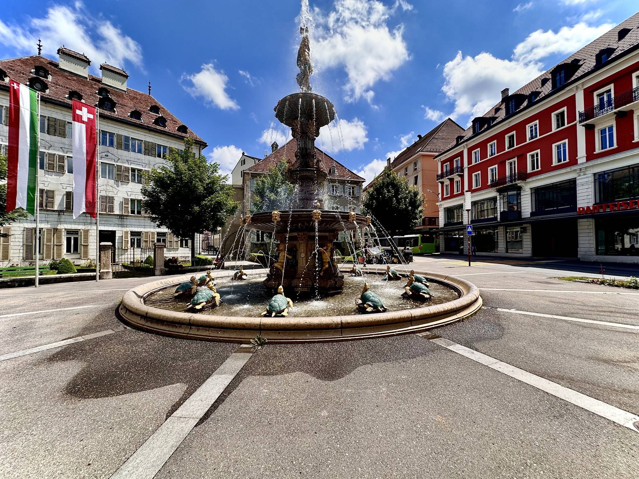 Local commercial de 115 m2 à louer à la Chaux-de-Fonds