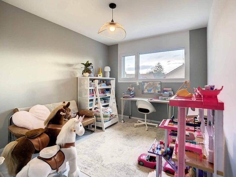 Villa contemporaine de 6.5 pièces dans les hauteurs de Neuchâtel