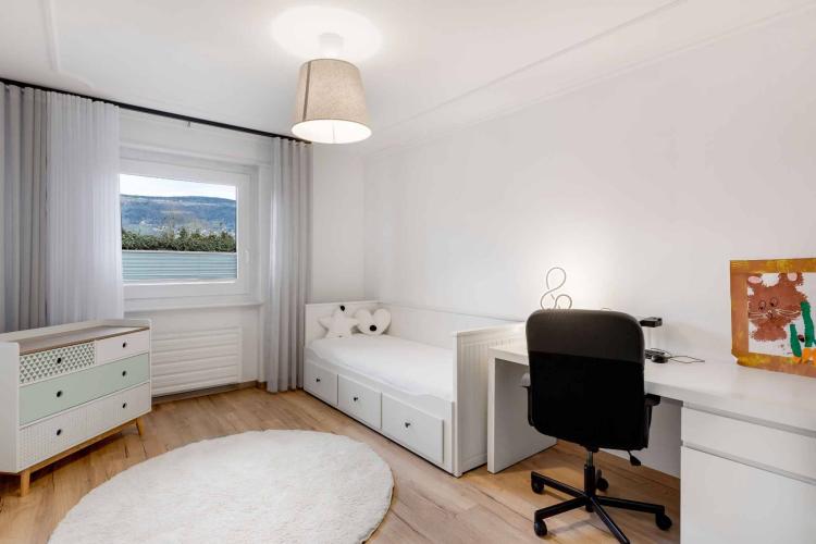 Superbe propriété de 10.5 pièces avec piscine et vue panoramique