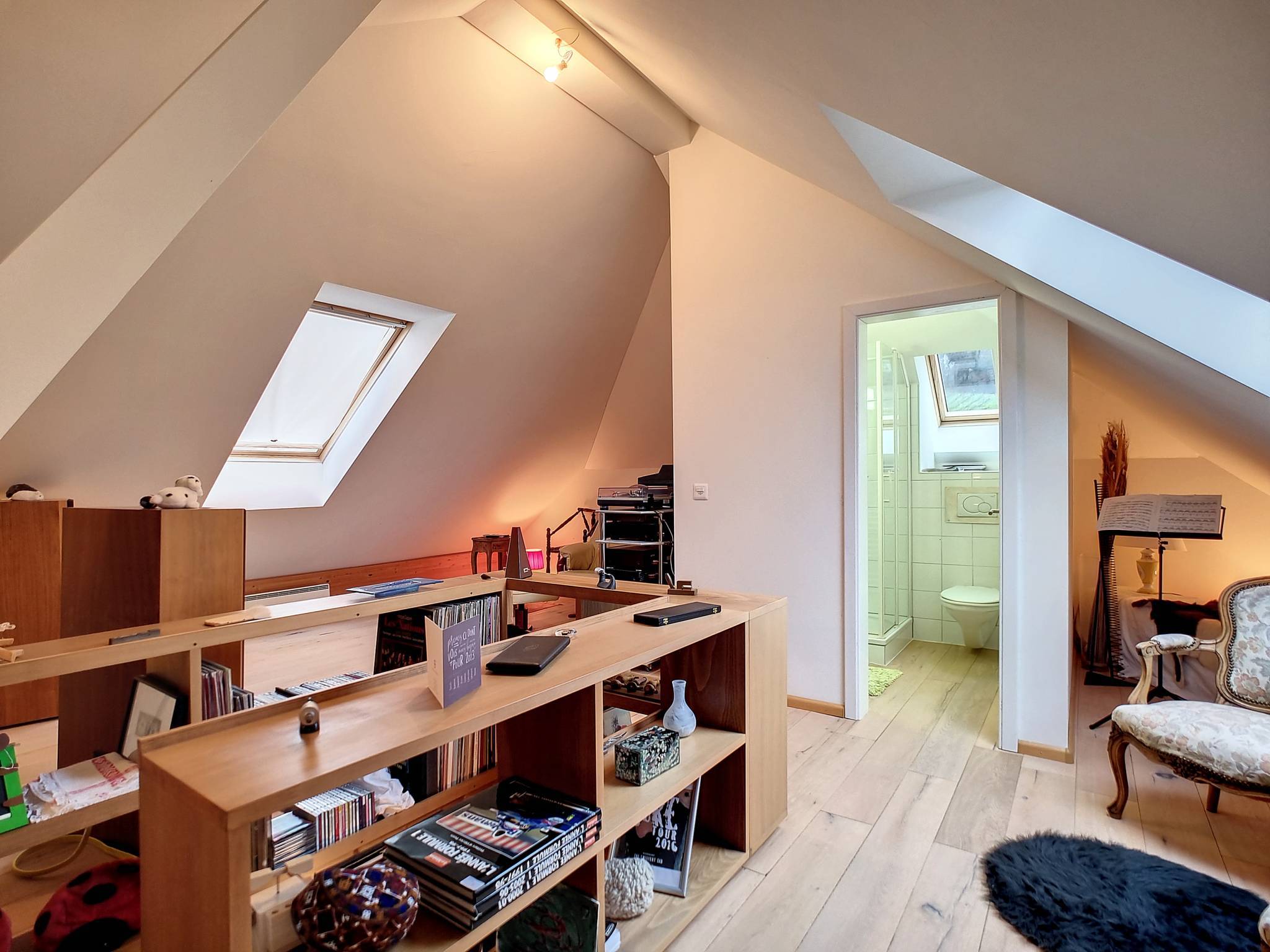 Appartement-villa de 5,5 pièces avec 3 terrasses et garage double