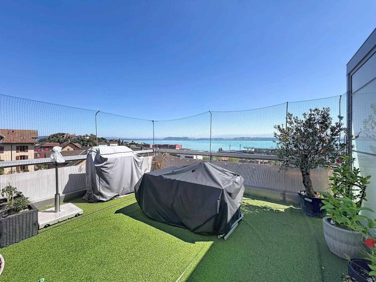 Un élégant 4,5 pièces avec deux terrasses 