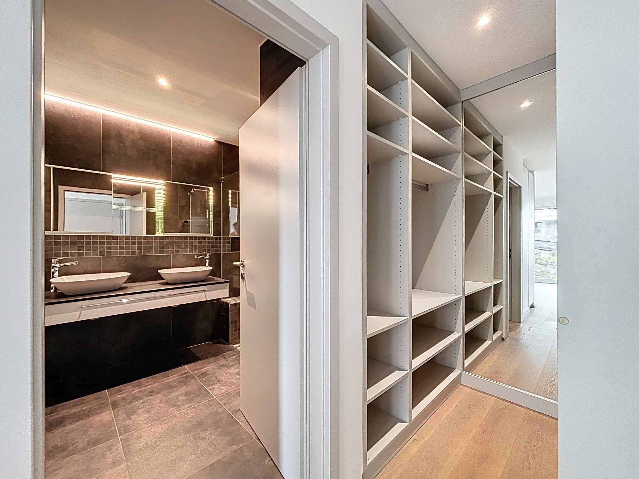 Duplex au style industriel en ville de Neuchâtel