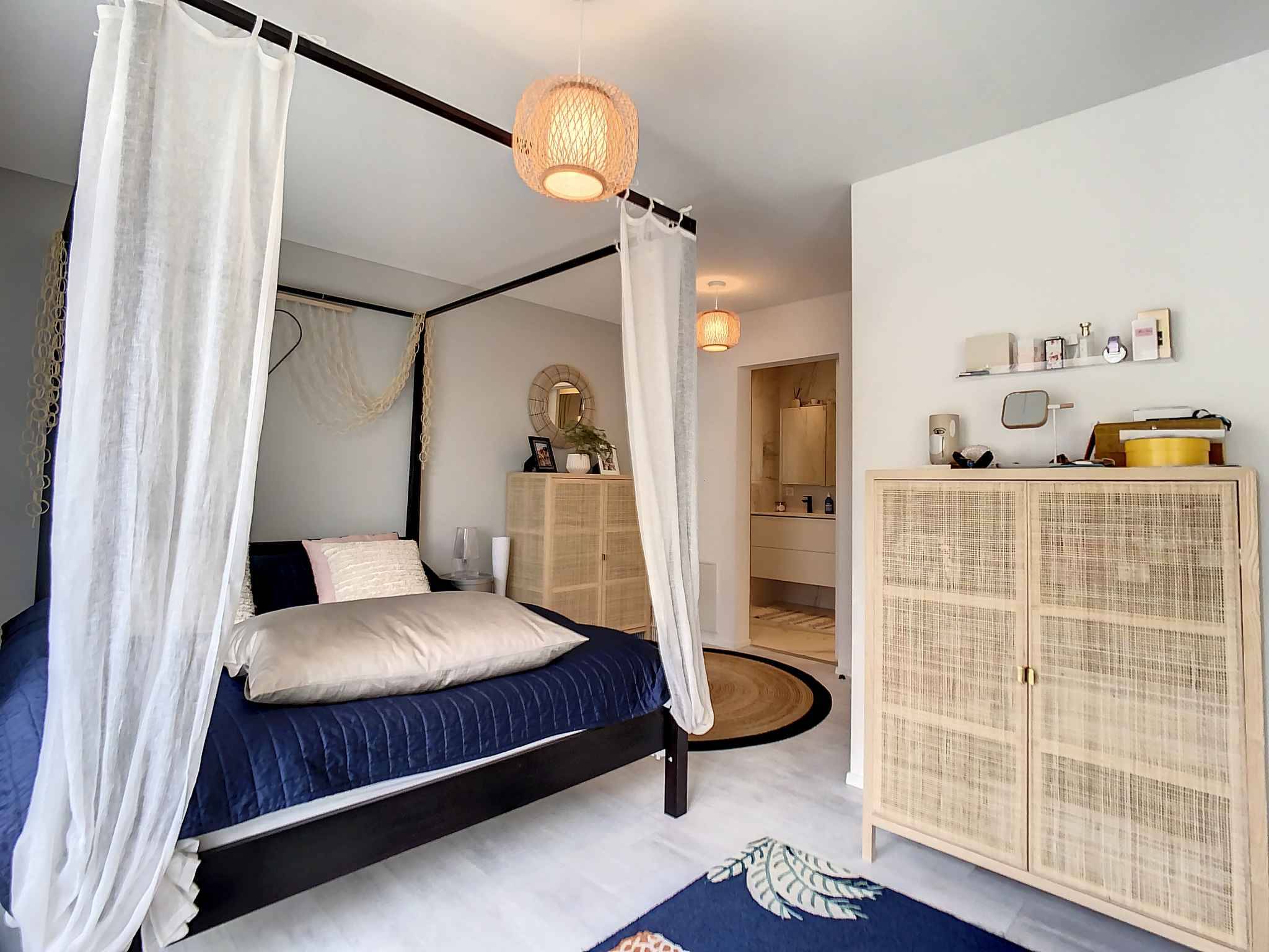 Villa contemporaine de 6.5 pièces dans les hauteurs de Neuchâtel