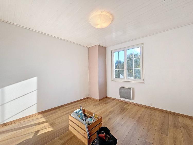 Appartement de 5.5 pièces avec deux terrasses et vue sur le lac de Neuchâtel