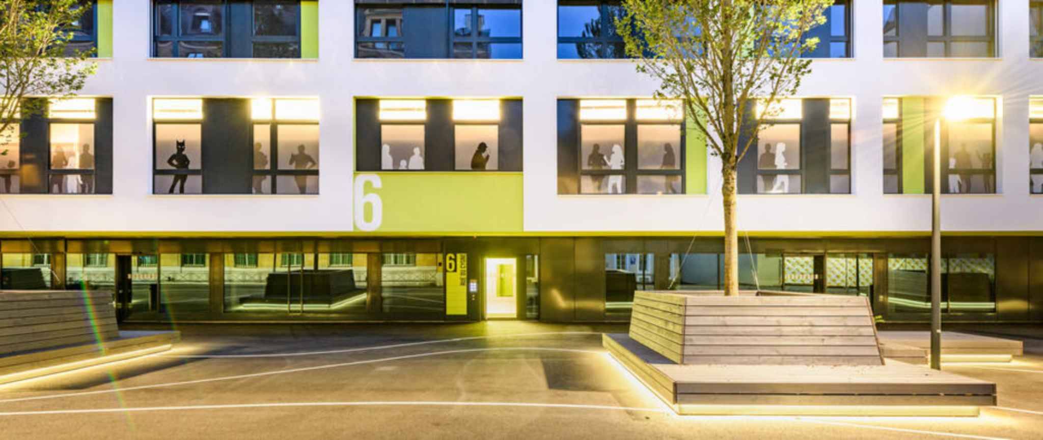 Arcade, showroom, locaux NEUFS de 340 m2 à louer à la Chaux-de-Fonds