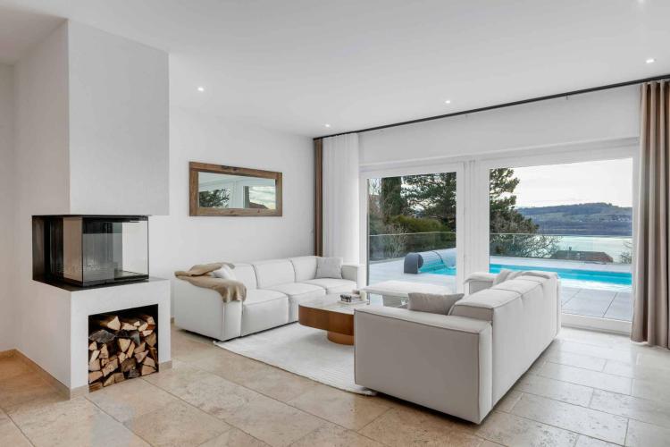 Superbe propriété de 10.5 pièces avec piscine et vue panoramique