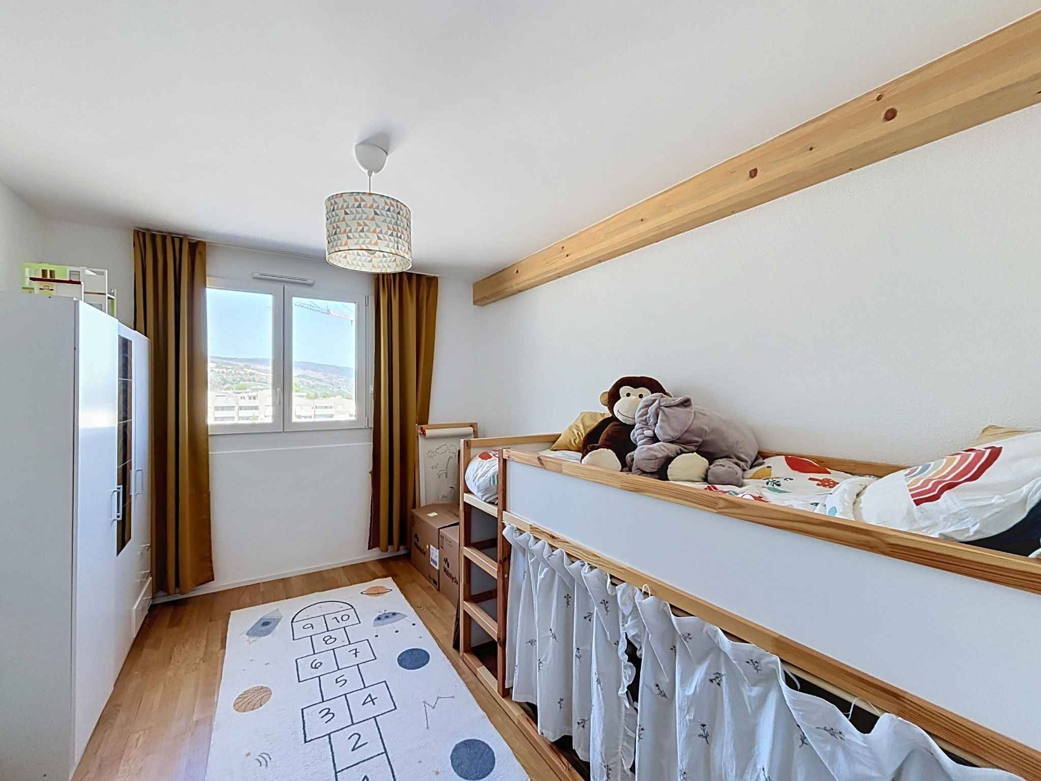 Appartement en attique de 4.5 pièces entre lumière et sérénité